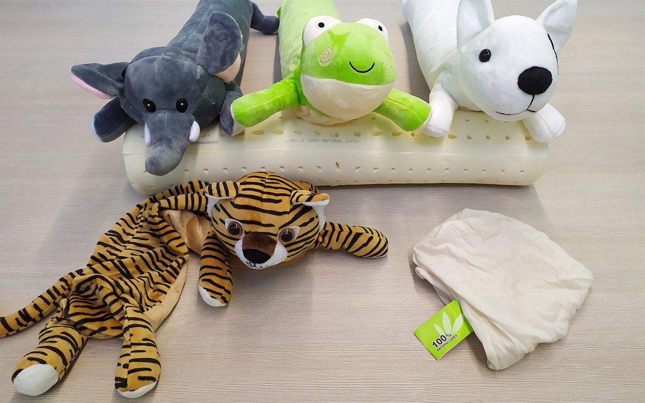 Liena игрушка-валик фото 28