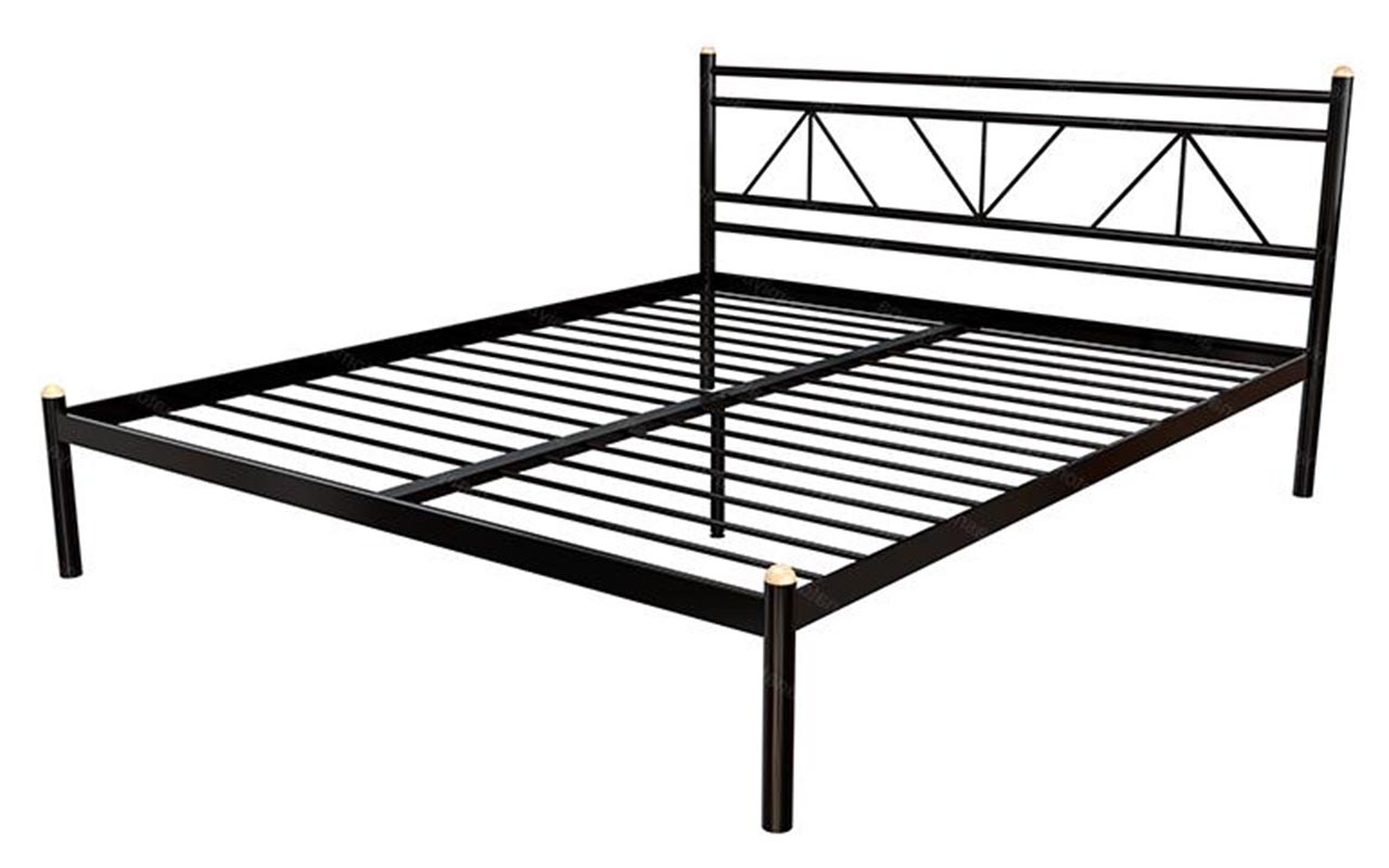 двуспальная кровать с металлическим каркасом